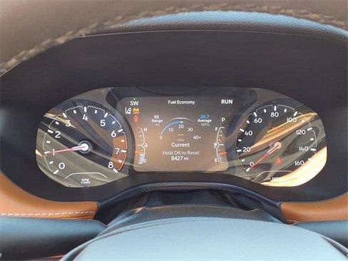 Used 2024 Jeep Compass Limited image 18