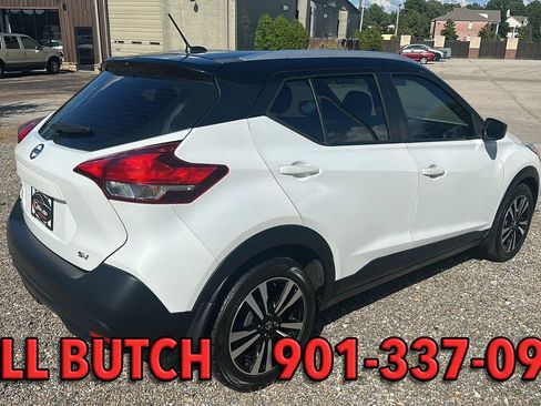 Used 2019 Nissan Kicks SV FWD image 6