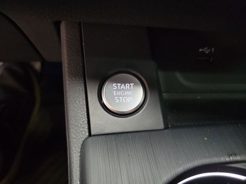 Used 2018 Audi A4 2.0T Ultra Premium Plus w/ Premium Plus Package image 27