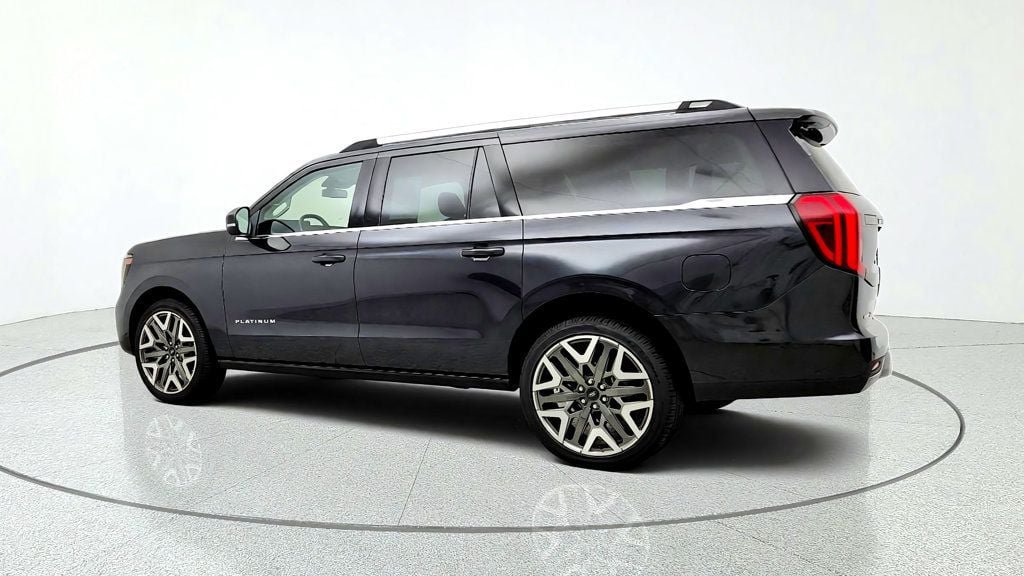 Used 2025 Ford Expedition Max Platinum w/ Platinum Ultimate Package AWD/4WD image 7