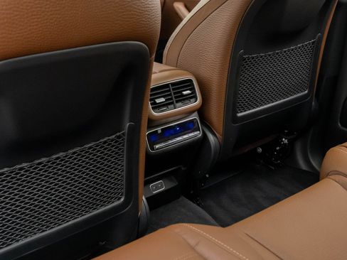 Used 2024 Mercedes-Benz GLE 450 4MATIC image 18