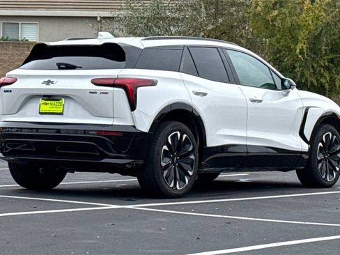 Used 2024 Chevrolet Blazer EV RS image 10