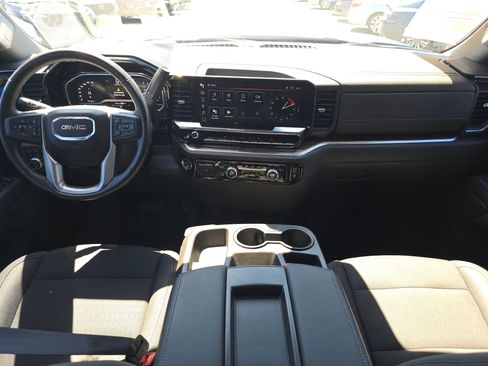 Used 2022 GMC Sierra 1500 Elevation AWD/4WD image 18