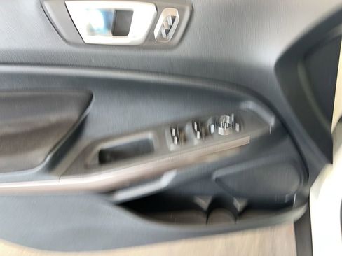Used 2019 Ford EcoSport SE image 20