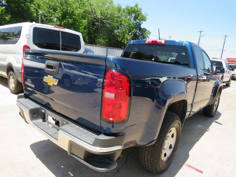 Used 2019 Chevrolet Colorado W/T image 4