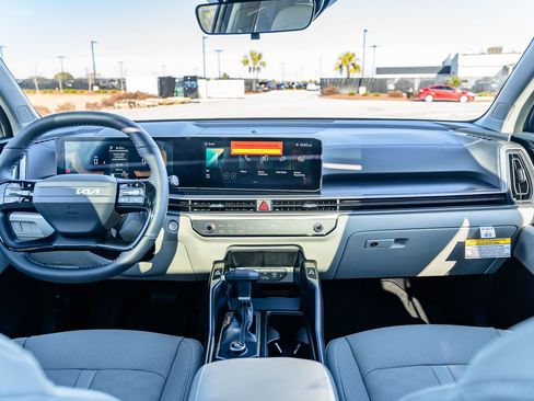 New 2026 Kia Sorento S w/ S Panoramic Sunroof Package image 19