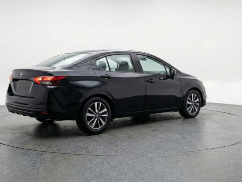 Used 2025 Nissan Versa SV FWD image 9