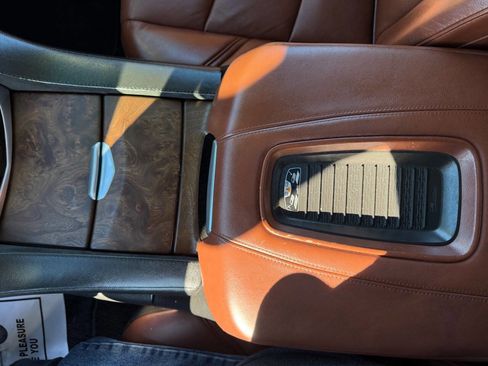 Used 2019 Cadillac Escalade Luxury image 29