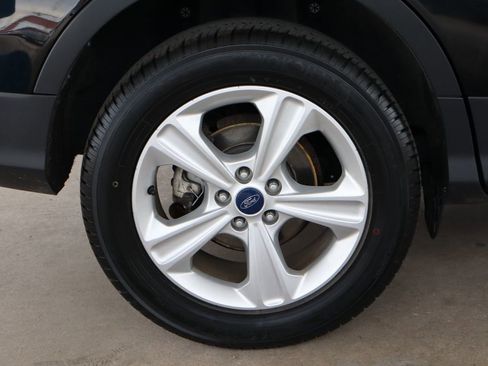 Used 2016 Ford Escape SE w/ SE Cold Weather Package image 48