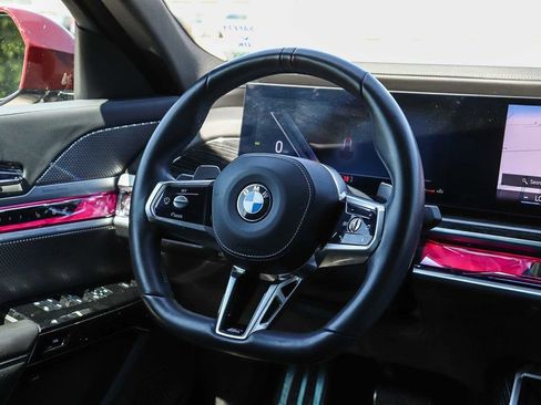 Used 2023 BMW 740i RWD image 16
