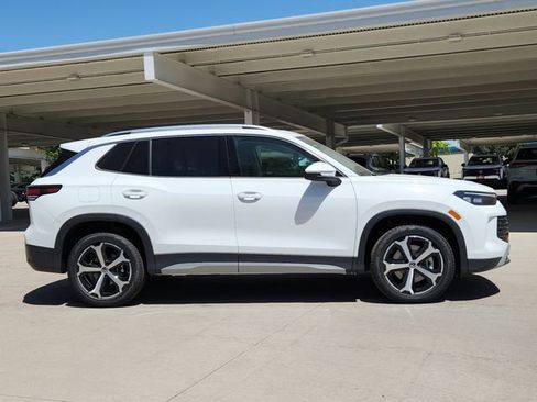 New 2026 Volkswagen Tiguan SE AWD/4WD image 2