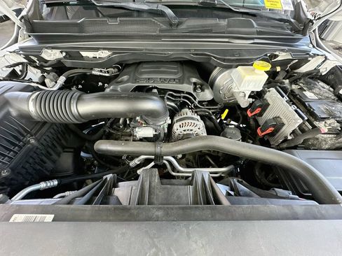 Used 2020 RAM 1500 Big Horn AWD/4WD image 30