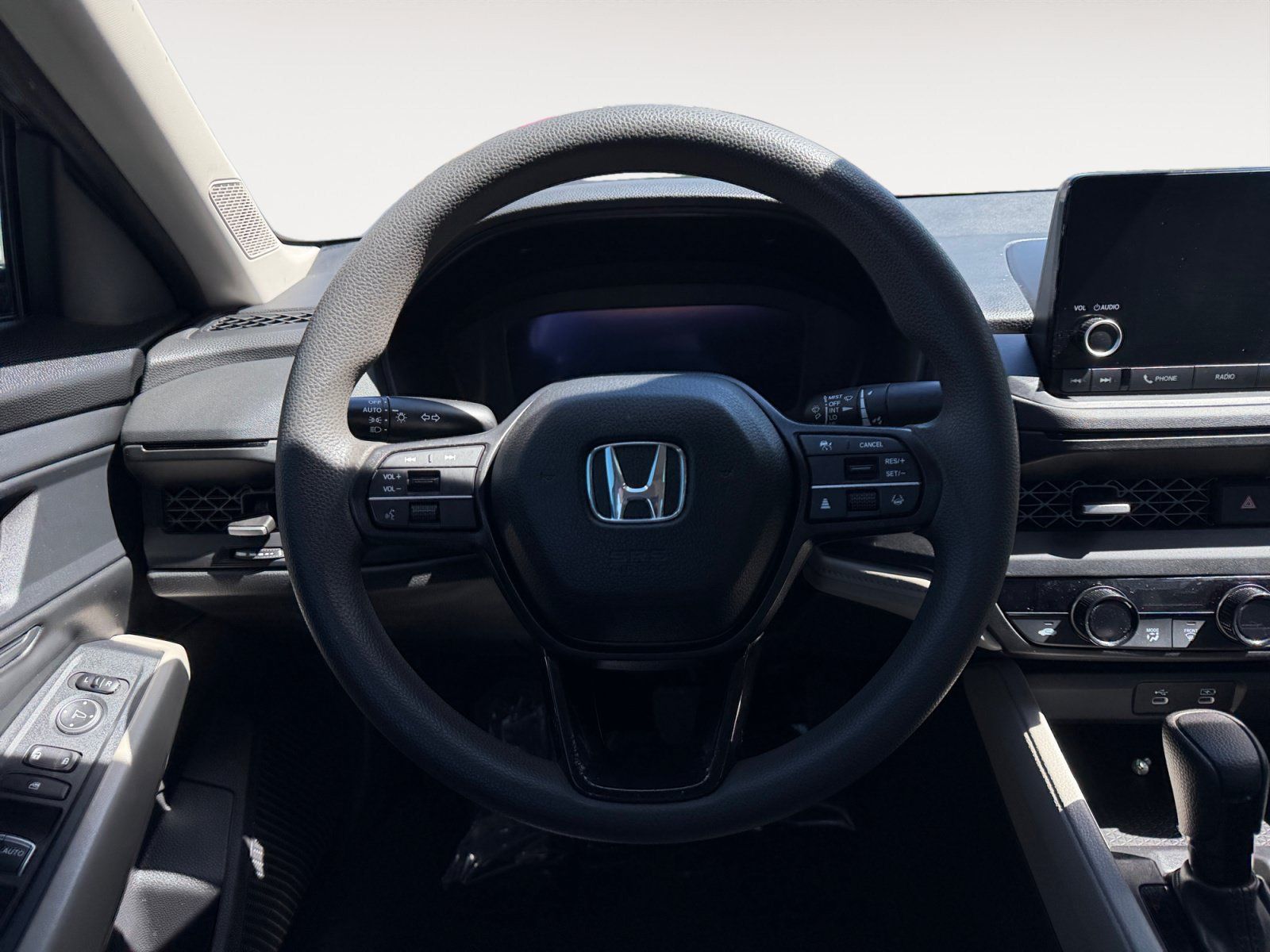 Used 2023 Honda Accord EX image 12