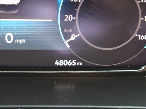 Used 2025 Volkswagen Atlas SE AWD/4WD image 33