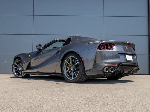 Certified 2021 Ferrari 812 GTS RWD image 11