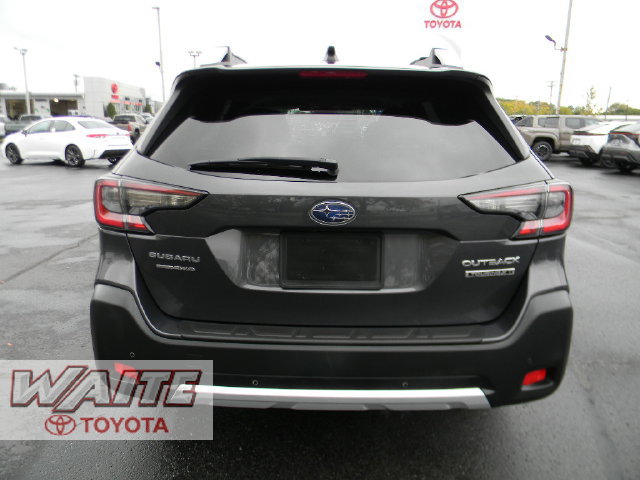 Used 2024 Subaru Outback Touring XT AWD/4WD image 3