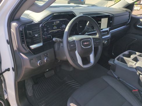 Used 2023 GMC Sierra 1500 Elevation image 10