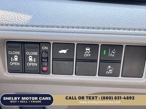 Used 2018 Honda Odyssey EX-L image 17