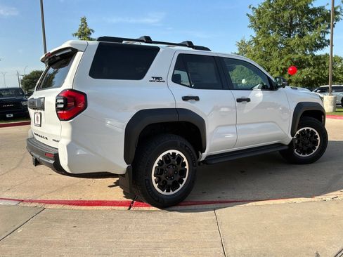 New 2026 Toyota 4Runner TRD Off-Road Premium AWD/4WD image 5