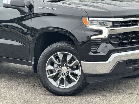 Used 2025 Chevrolet Silverado 1500 LT image 13