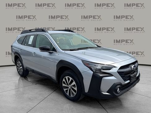 Used 2025 Subaru Outback Premium w/ Popular Package #1 AWD/4WD image 4