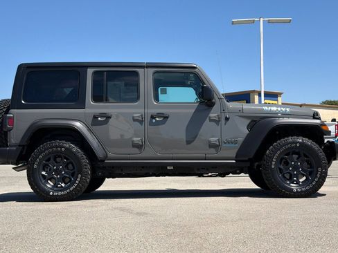 Used 2023 Jeep Wrangler Unlimited w/ 8.4" Radio Group AWD/4WD image 3
