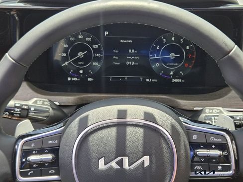 Certified 2023 Kia Sorento SX Prestige image 36