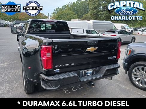 Used 2024 Chevrolet Silverado 3500 High Country w/ High Country Premium Package AWD/4WD image 3