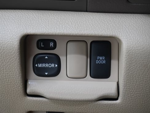 Used 2004 Lexus RX 330 FWD image 20