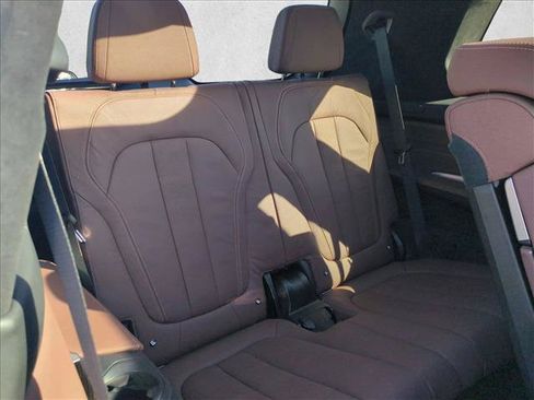 Used 2019 BMW X7 xDrive40i w/ Premium Package AWD/4WD image 30