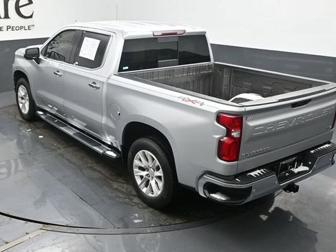 Used 2019 Chevrolet Silverado 1500 LTZ w/ LTZ Premium Package image 39