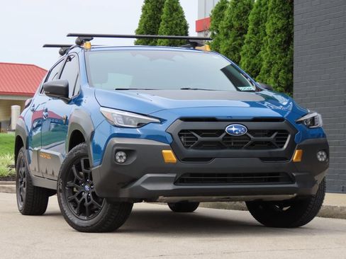 Used 2025 Subaru Crosstrek 2.5i Wilderness AWD/4WD image 1
