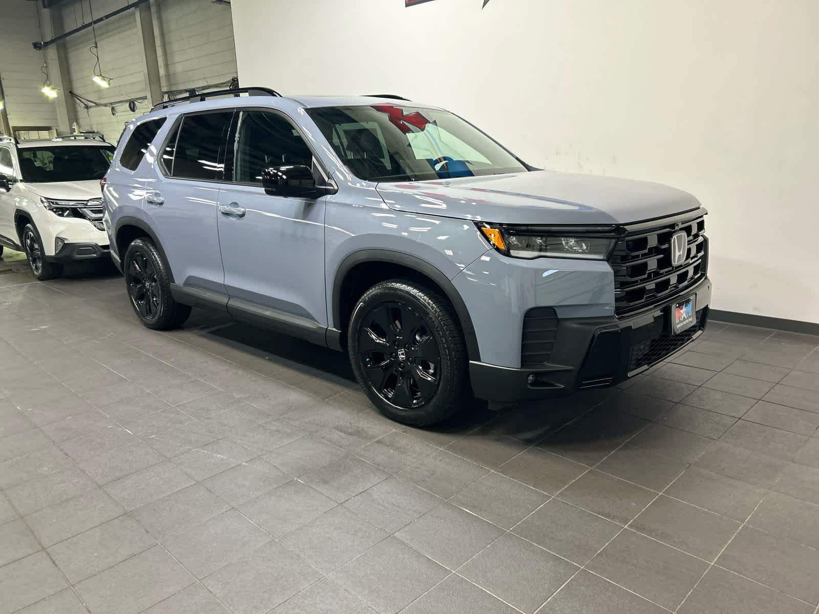 New 2026 Honda Pilot Black Edition image 2