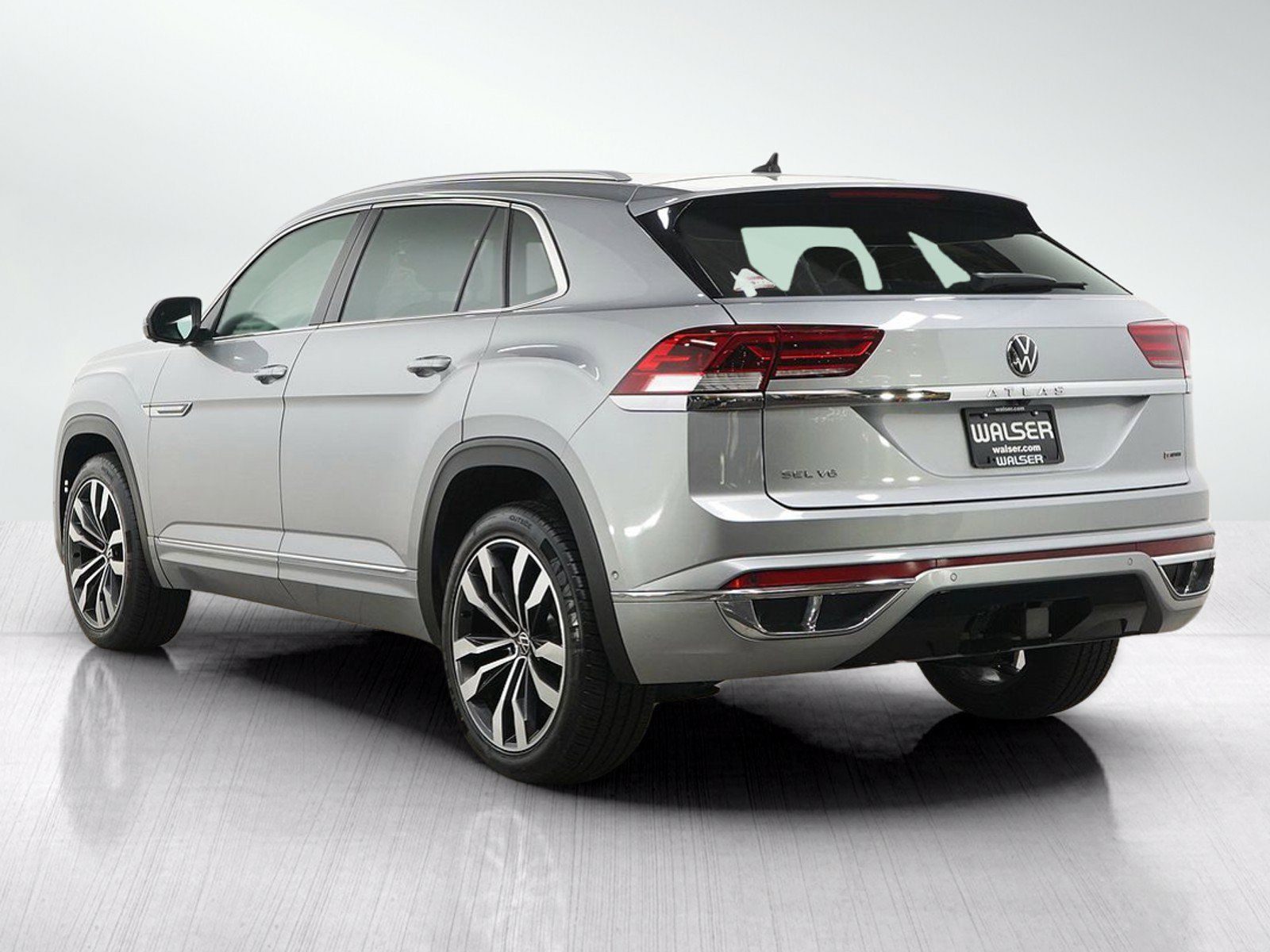 Used 2020 Volkswagen Atlas Cross Sport SEL Premium R-Line AWD/4WD image 3