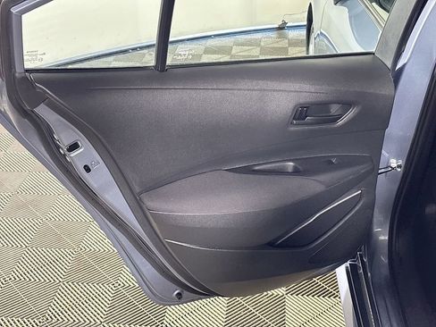 Used 2023 Toyota Corolla LE image 18