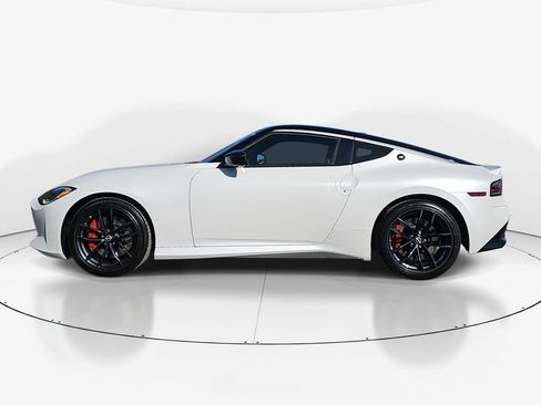 Used 2024 Nissan Z Performance w/ Floor Mat Package image 8