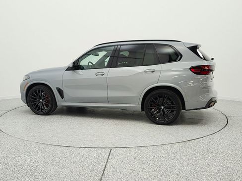 Used 2024 BMW X5 xDrive40i w/ M Sport Package image 8