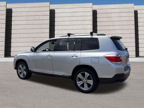 Used 2013 Toyota Highlander Limited AWD/4WD image 3