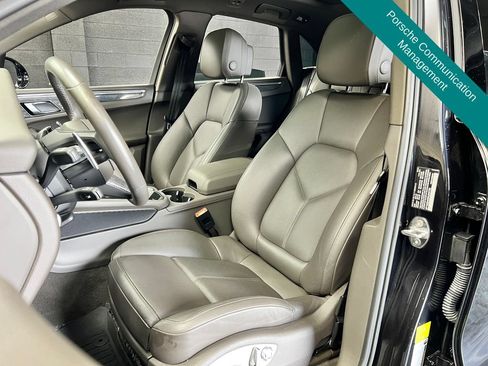Used 2024 Porsche Macan S AWD/4WD image 7