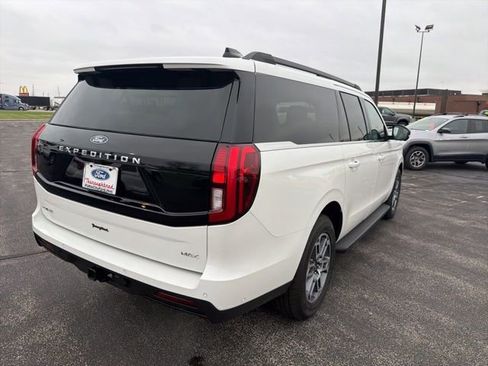 Used 2025 Ford Expedition Max Active AWD/4WD image 5