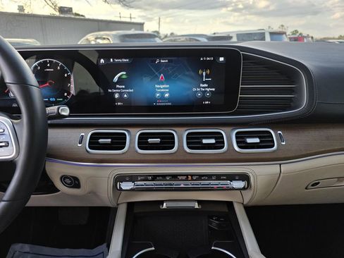 Used 2021 Mercedes-Benz GLE 450 4MATIC image 27