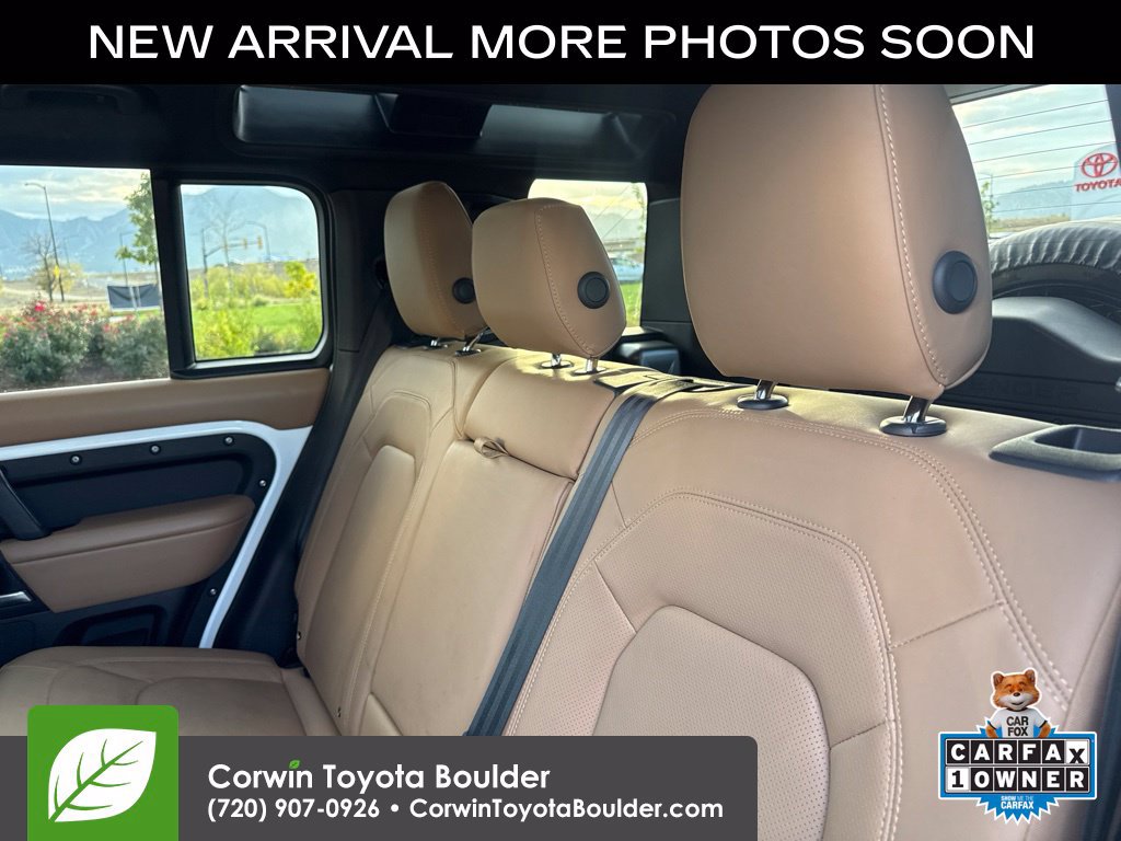 Used 2025 Land Rover Defender 110 X-Dynamic SE AWD/4WD image 15