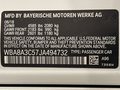Used 2018 BMW 320i xDrive Sedan w/ Convenience Package AWD/4WD image 25