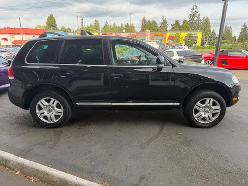 Used 2004 Volkswagen Touareg V8 AWD/4WD image 7