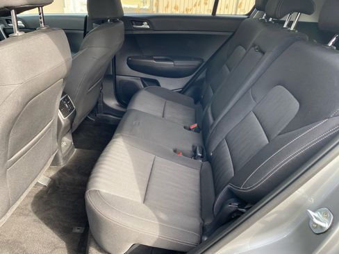 Used 2020 Kia Sportage LX image 21