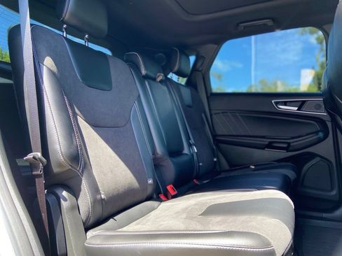 Used 2022 Ford Edge ST w/ Equipment Group 401A AWD/4WD image 24