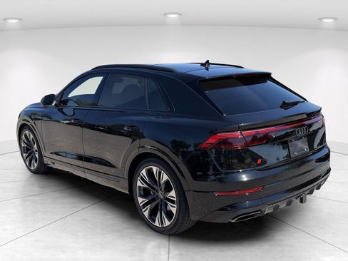 Used 2025 Audi Q8 Prestige AWD/4WD image 7