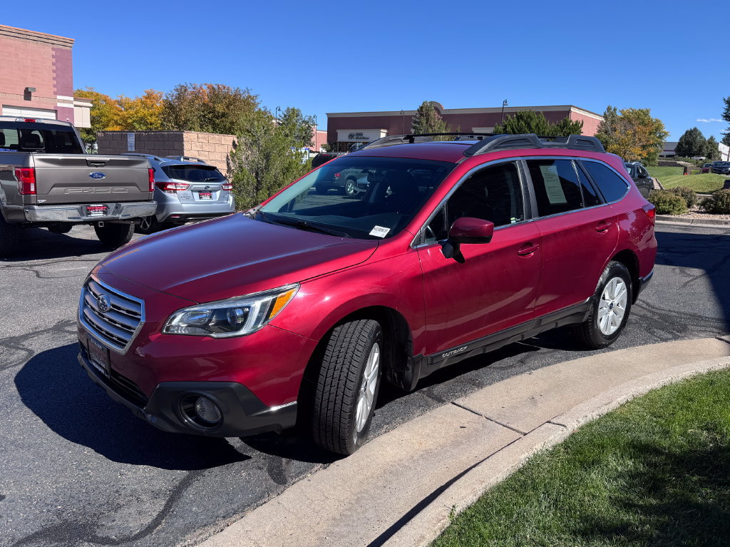 Used 2017 Subaru Outback 2.5i Premium AWD/4WD image 4