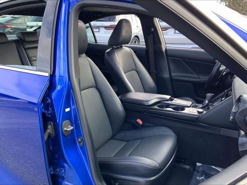 Used 2024 Lexus IS 350 F Sport image 9