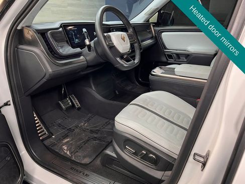 Used 2023 Rivian R1S Adventure image 4